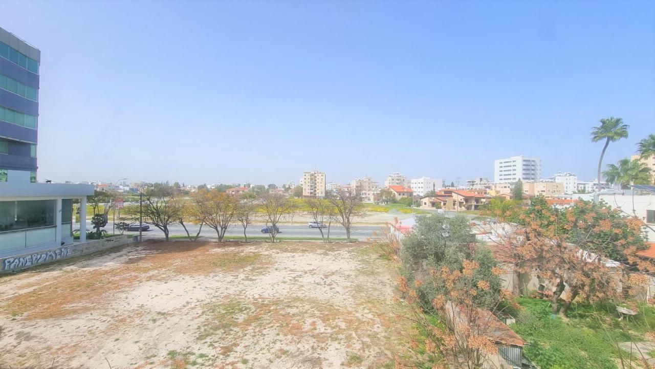 Comfy Rooms In A Shared Apartment Near Salt Lake With Internet And Netflix Larnaca Dış mekan fotoğraf