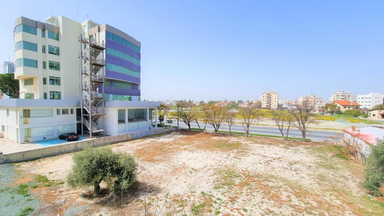 Comfy Rooms In A Shared Apartment Near Salt Lake With Internet And Netflix Larnaca Dış mekan fotoğraf