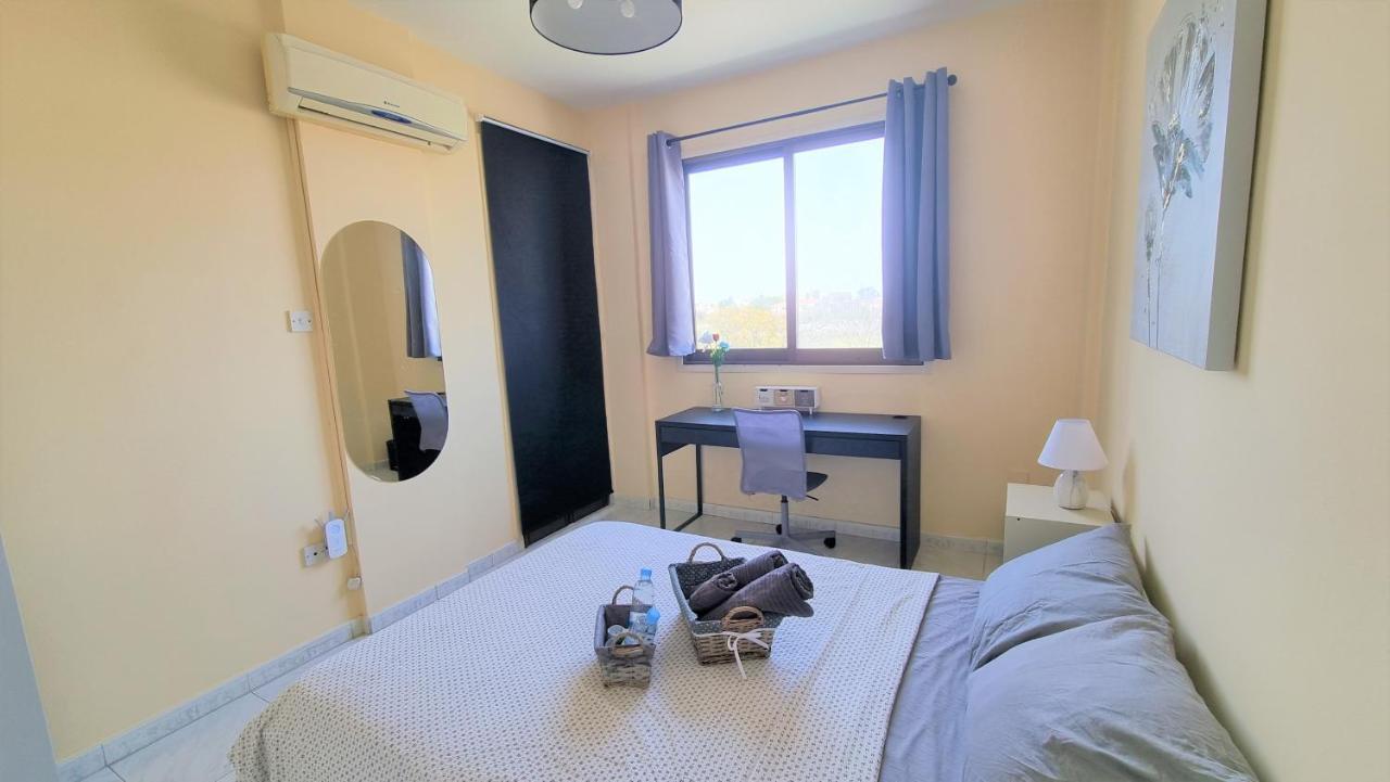 Comfy Rooms In A Shared Apartment Near Salt Lake With Internet And Netflix Larnaca Dış mekan fotoğraf